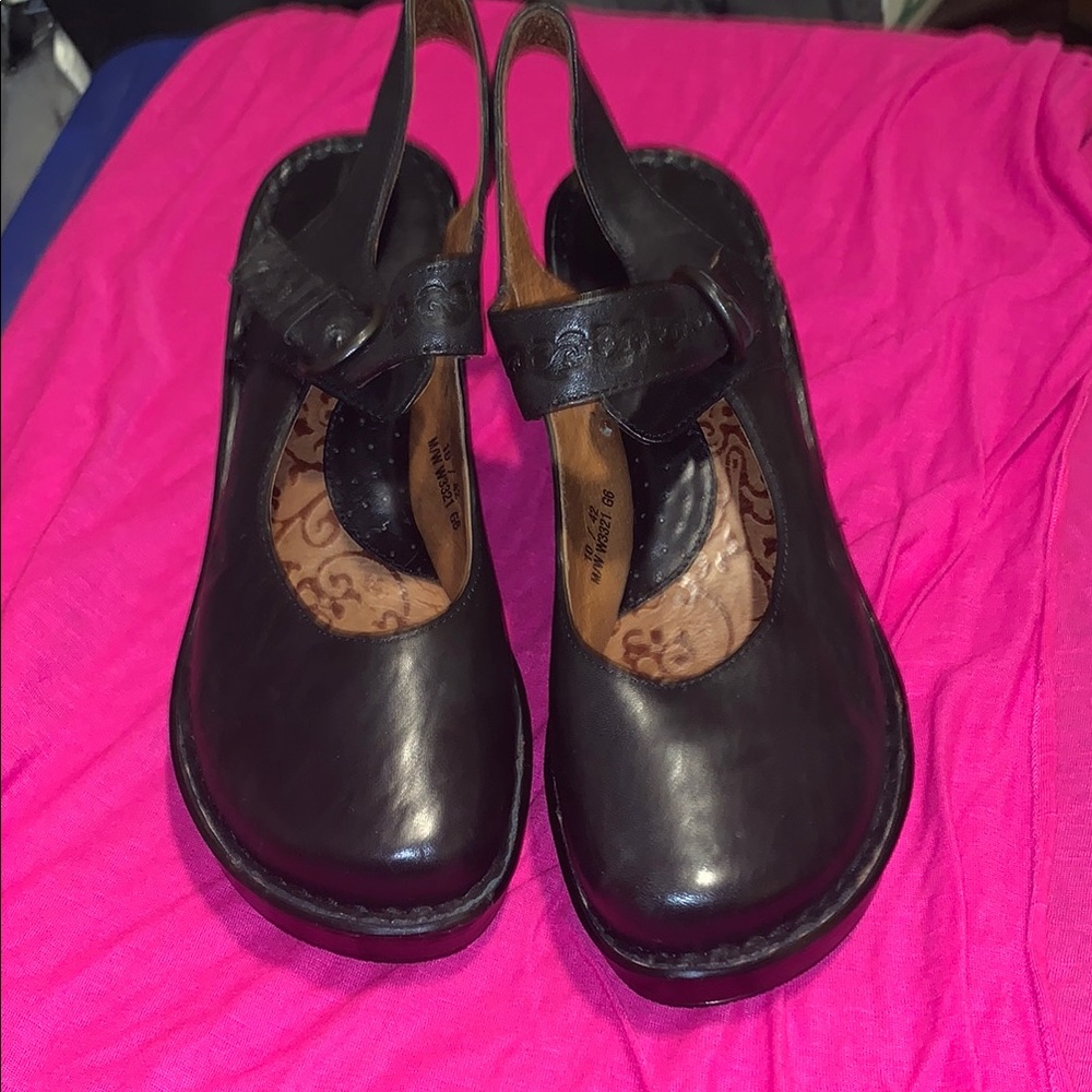 Born Black Leather Slingback Wedge Buckle Shoe Size 10/42
